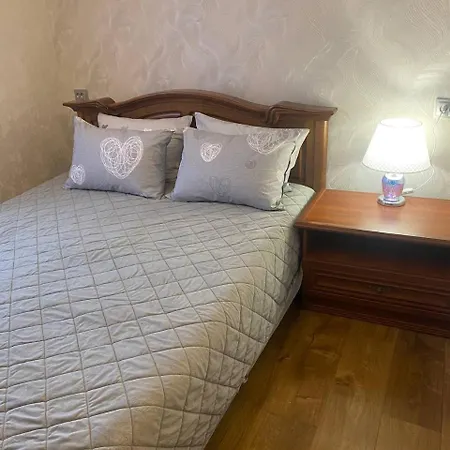Апартаменти На Вулиці Антоновича Lviv Exterior photo