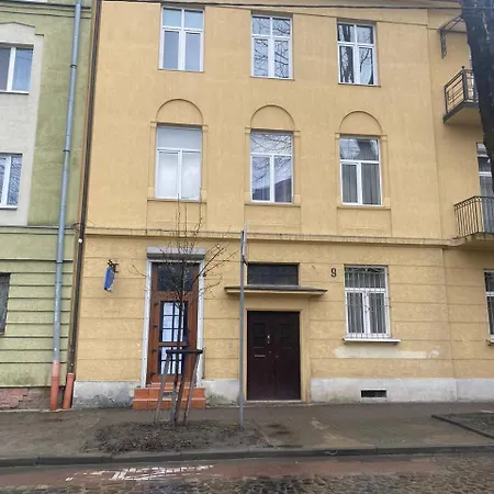 Апартаменти На Вулиці Антоновича Lviv Exterior photo