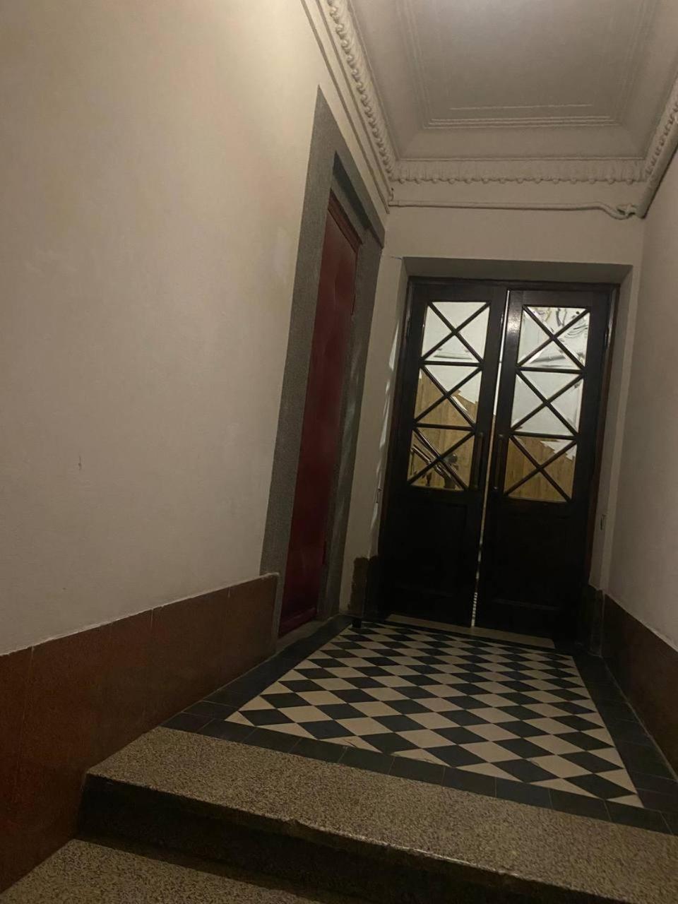 на вулиці антоновича Apartment *