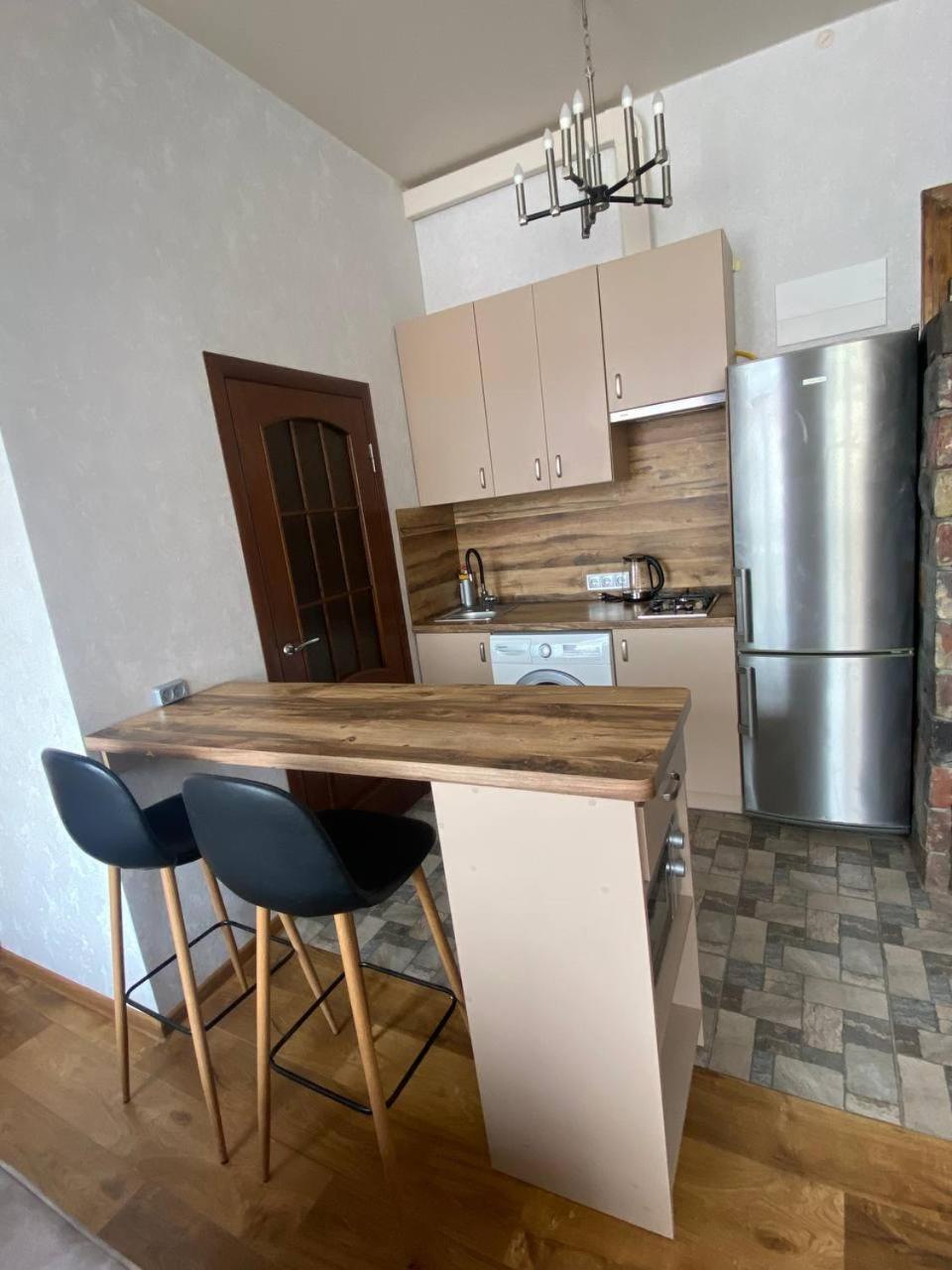 на вулиці антоновича * Lviv